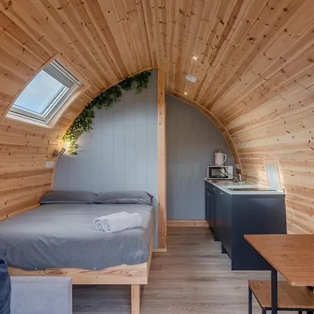 Wyke - Pod 1 Apartman *